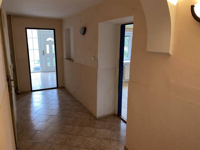 Chodba v přízemí.